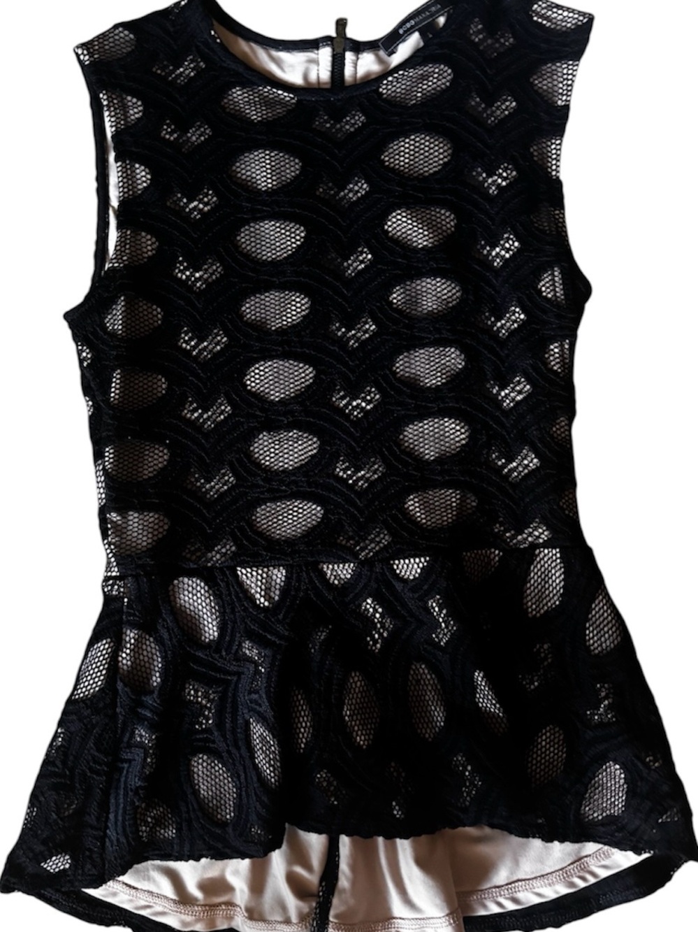 BCBGMAXAZRIA Kimie top, a sleeveless black fit-and-flare blouse size XS